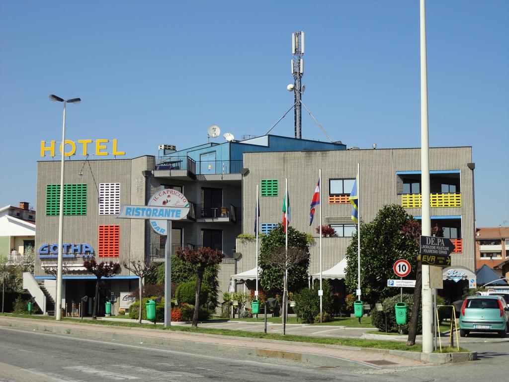Gotha Turin Airport 4*