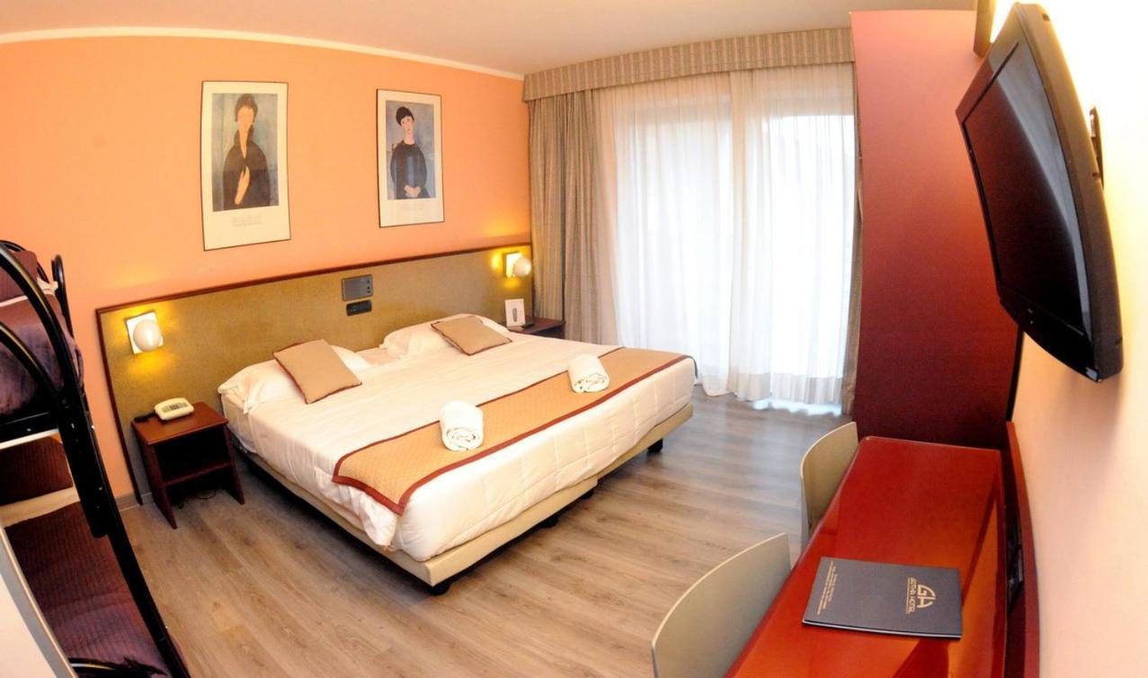 Gotha Turin Airport Cirie